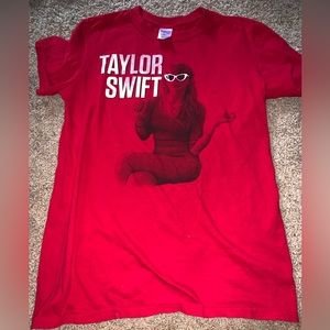 Taylor Swift shirt